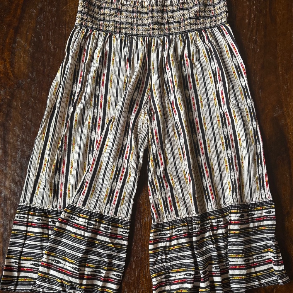 Anthropologie Maeve Zamirah smocked wide-leg cropped pants - Picture 3 of 7